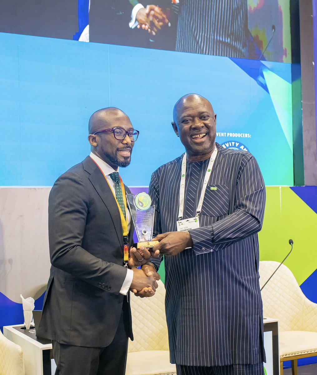 airune's tweet photo. Happy Birthday, Sen. Heineken Lokpobiri @senlokpobiri

Thank you for your service and for the role you continue to play in shaping the future of Nigeria’s oil and gas industry.

Wishing you strength, good health, and continued success in the year ahead. https://t.co/SLaICJe6PI