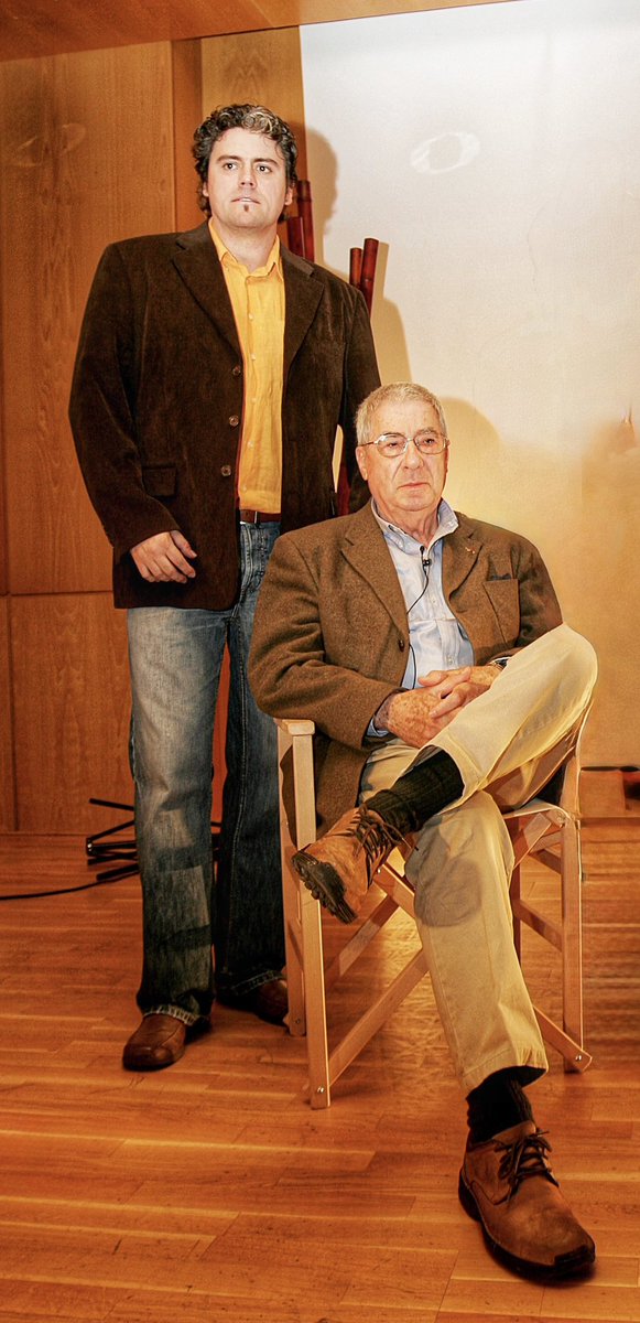 elprimerazcona's tweet photo. #rafaelazcona #luisalbertocabezón #añoazcona #centenarioazcona https://t.co/fi2H5swvdU
