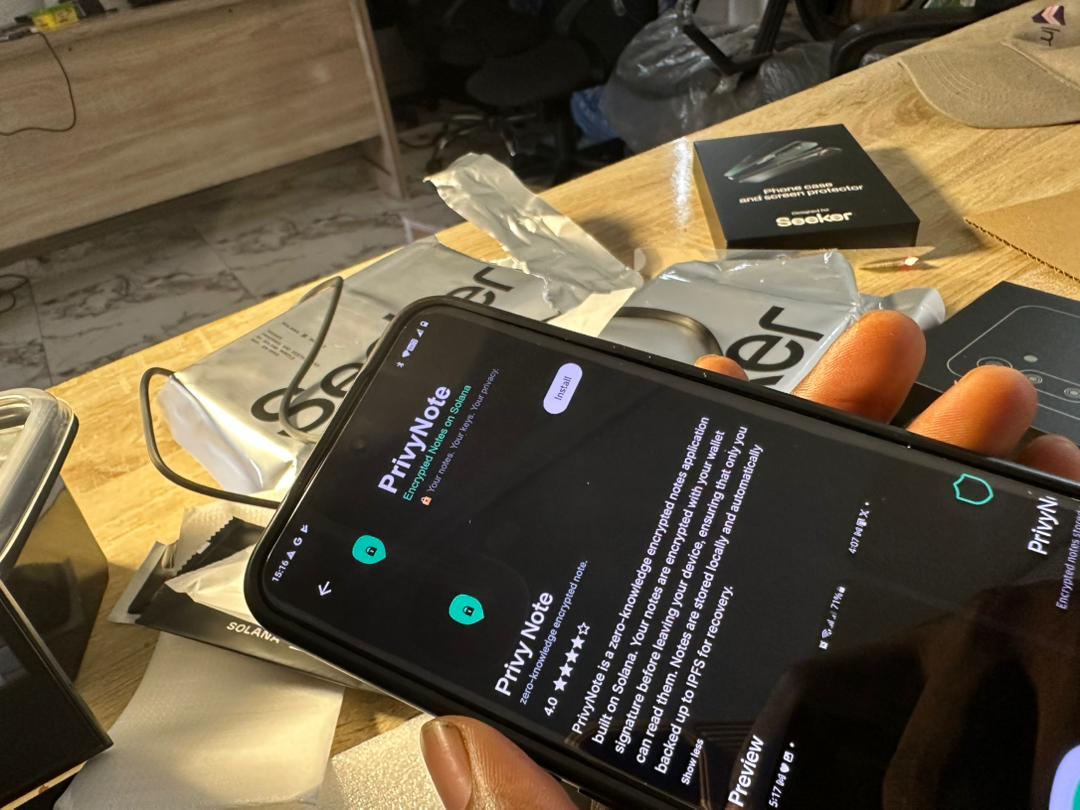 privynote tweet media