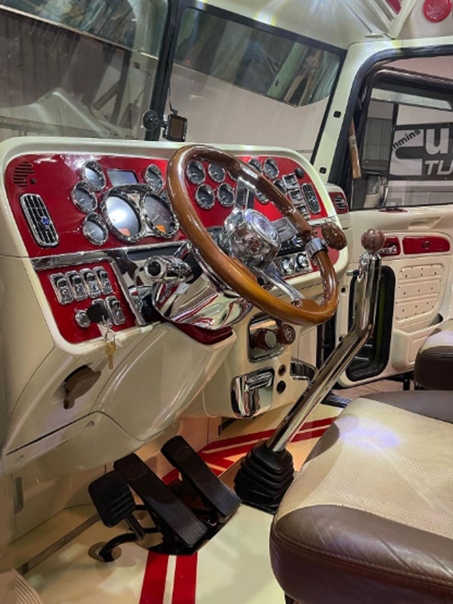 4 State Trucks tweet media