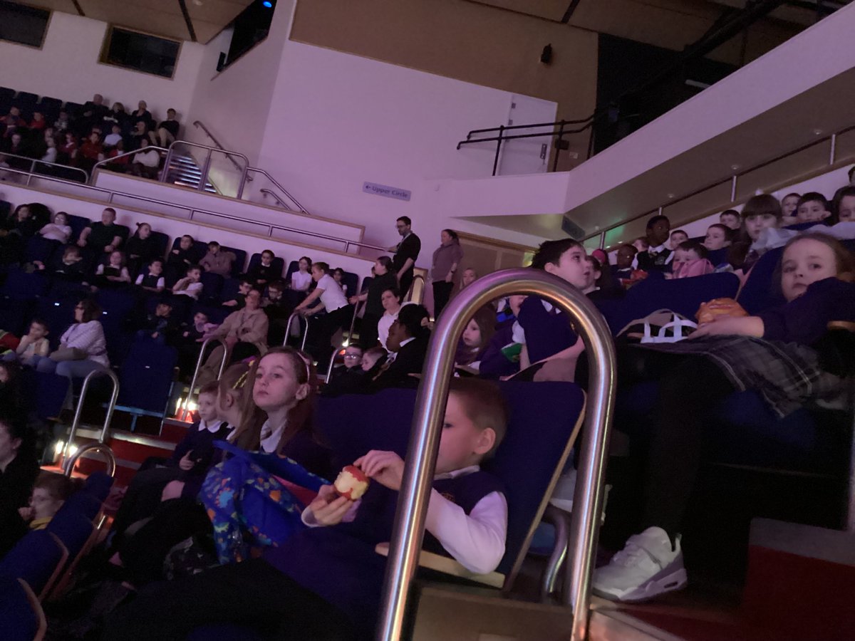 TollbraePS tweet media