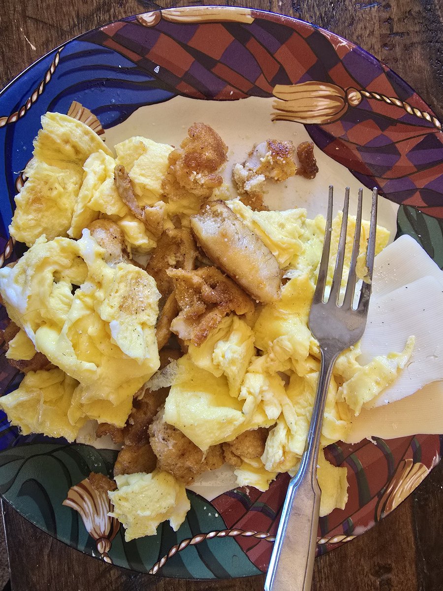 PeteMaina's tweet photo. Wisconsin brunch! Fried toothless fishes, scrambled farm fresh eggs ... and heavy on swiss cheese!
#ToothlessTuesday https://t.co/fjprf8ZpyB