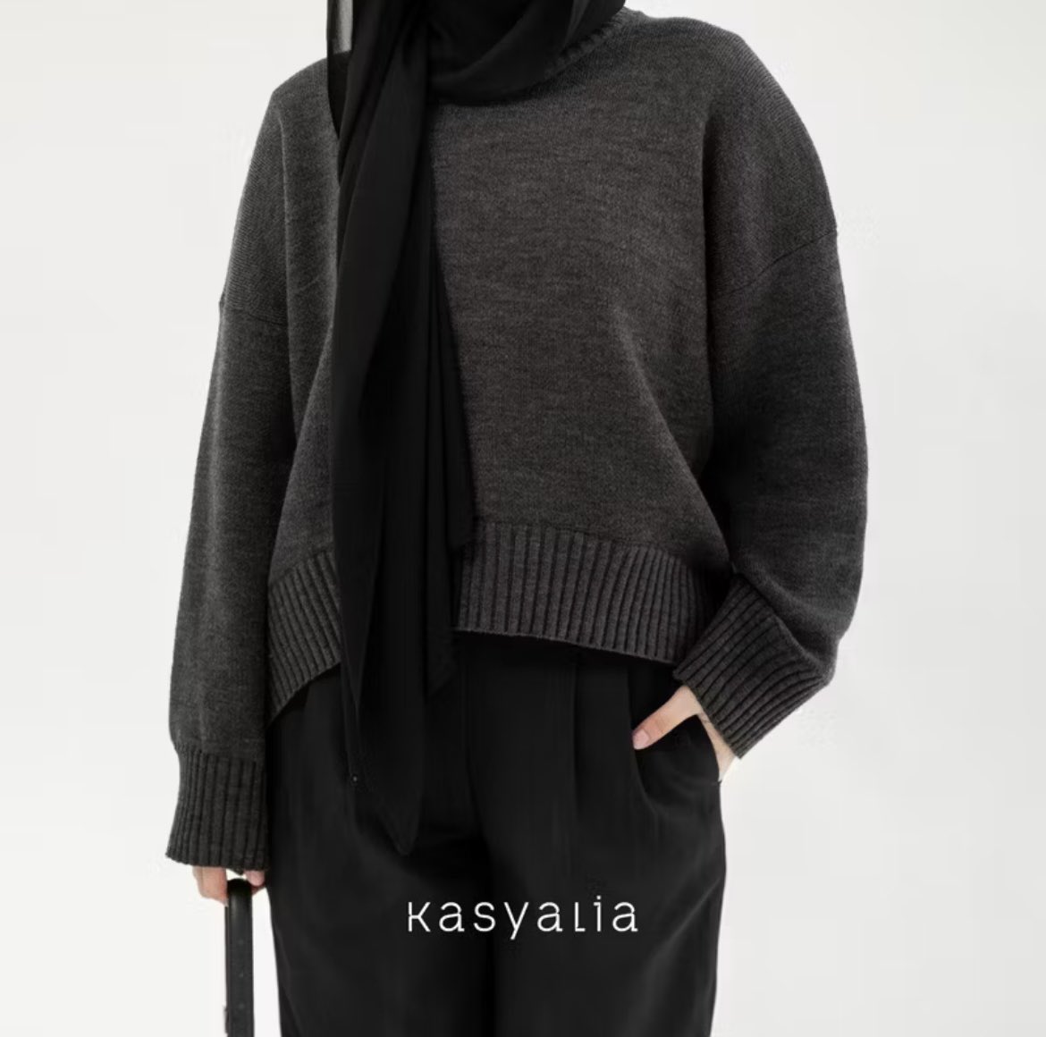 loeyy1661's tweet photo. Knit sweater rekomend bahannya tebel, cuttingannya rapi, looknya cakepp

https://t.co/pZov7uwXFk

#Fashion #Style #OOTD #StreetStyle #MinimalistStyle #FashionIndonesia #RekomendationsOutfit #OutfitInspirasi #InspirasiOutfit #TrendOutfit #Sweater #KnitSweater https://t.co/wDOSB3jeWU