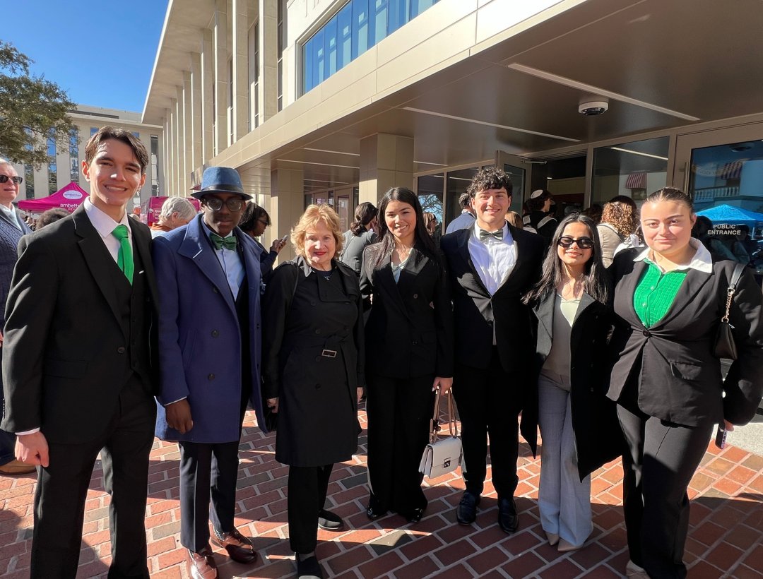 Miami Lighthouse tweet media