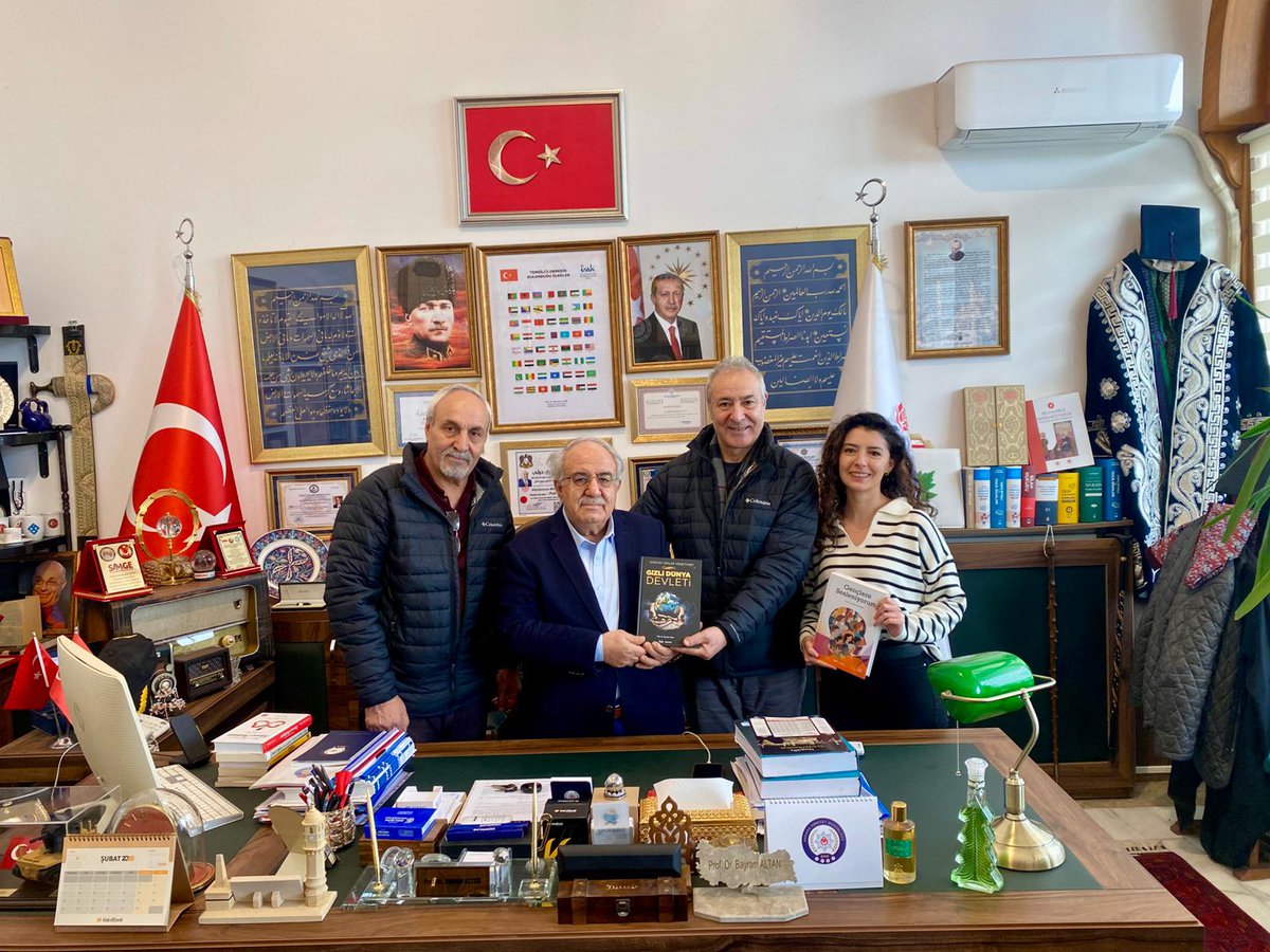 gulen36's tweet photo. İslam ülkeleri akademisyenler vakfı başkanı @profbayramaltan hocamı makamında ziyaret ettim nazik kabulleri için şükranlarımı sunarım https://t.co/nse9lIeno8