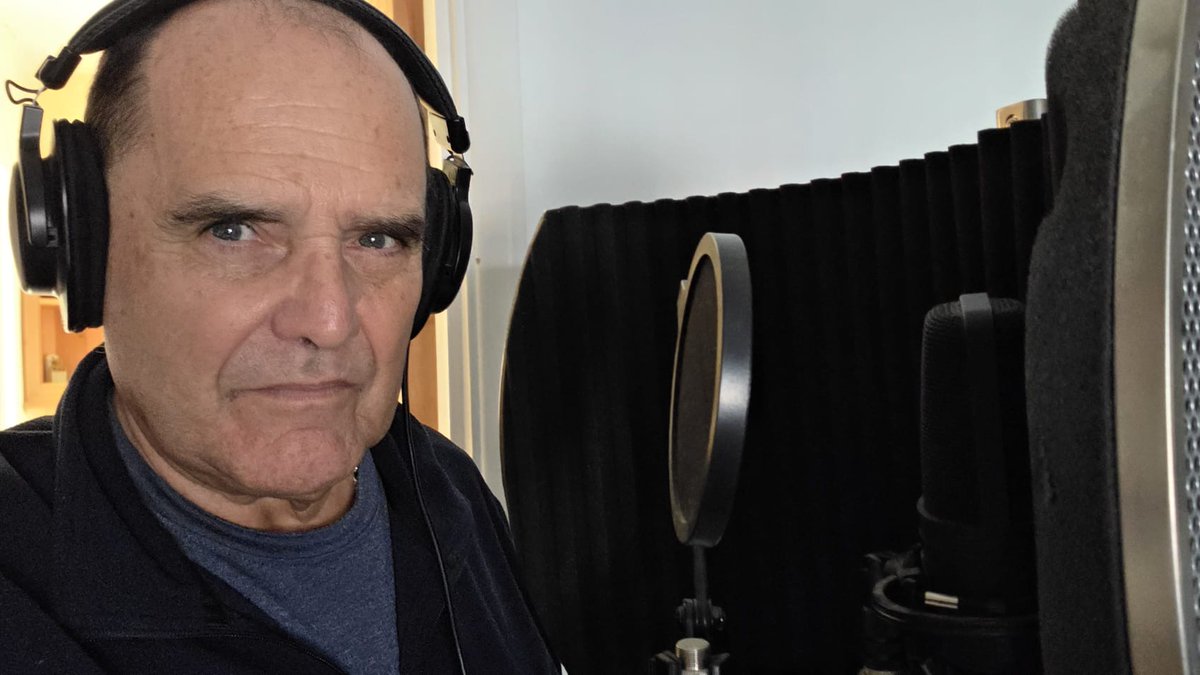 DenighUK's tweet photo. Jon laying down vocals for one of the new album tracks today. https://t.co/eKitpCrOJJ