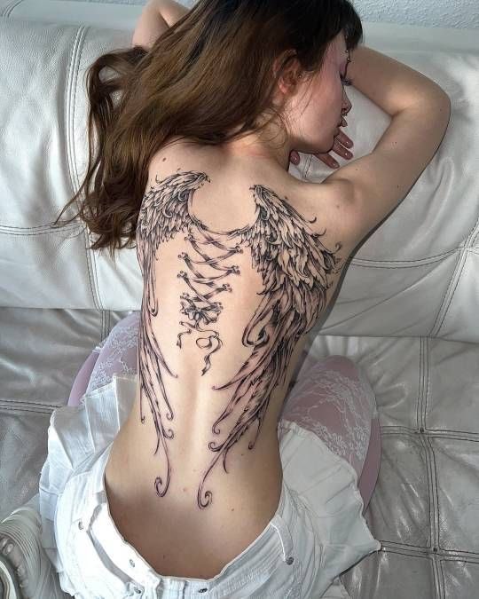 kazugla's tweet photo. when I reach my gw you WILL see me getting tattoos like this https://t.co/cUHZtaVtsD