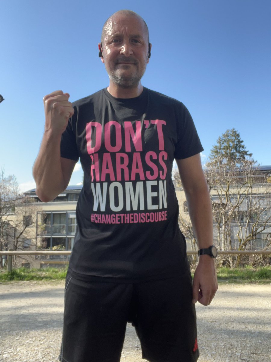 ShuzaLePadawan's tweet photo. Today, virtually, with you all, and @DrAshleyMorgan1, we run for the Sarah Everard Memorial Run, to honour Women murdered outside 🕊️
#DontHarassWomen
#ChangeTheDiscourse
Once a @runningpunks Always a #RunningPunk 🤟🏽 https://t.co/Ivg0kxy7yt