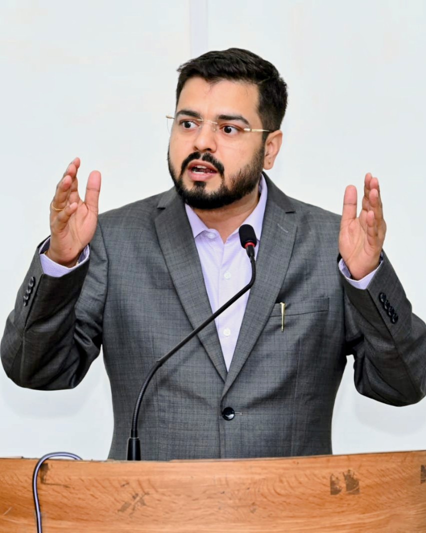 Devendra Pai tweet media