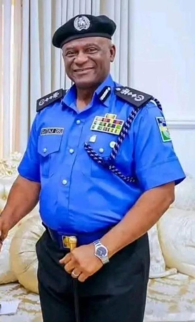 YomiShogunle's tweet photo. Proudly, I represented the Inspector-General of Police IGP Olatunji Disu, psc at the Stakeholders Briefing and Presentation of the Annotations to the Peace Accord convened by the National Peace Commission in Abuja, yesterday. 🇳🇬 https://t.co/PkfQMLbyXD