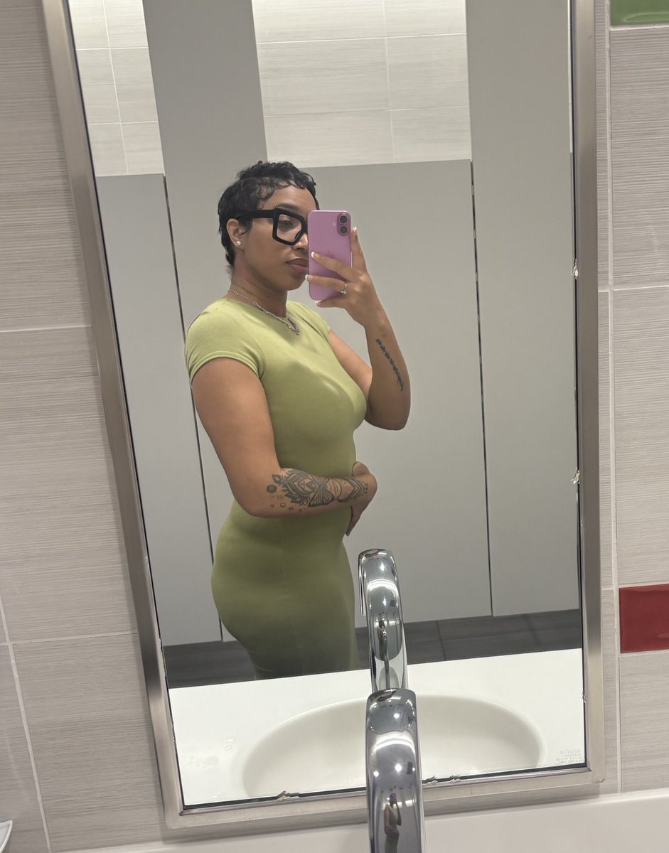 thereLoGeaux's tweet photo. Your Favorite ❤️ 🧚🏽‍♀️ https://t.co/mB7TugOQhQ