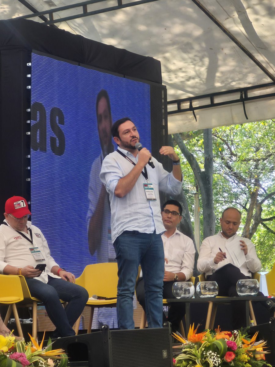 Alvaro Andres Raad tweet media