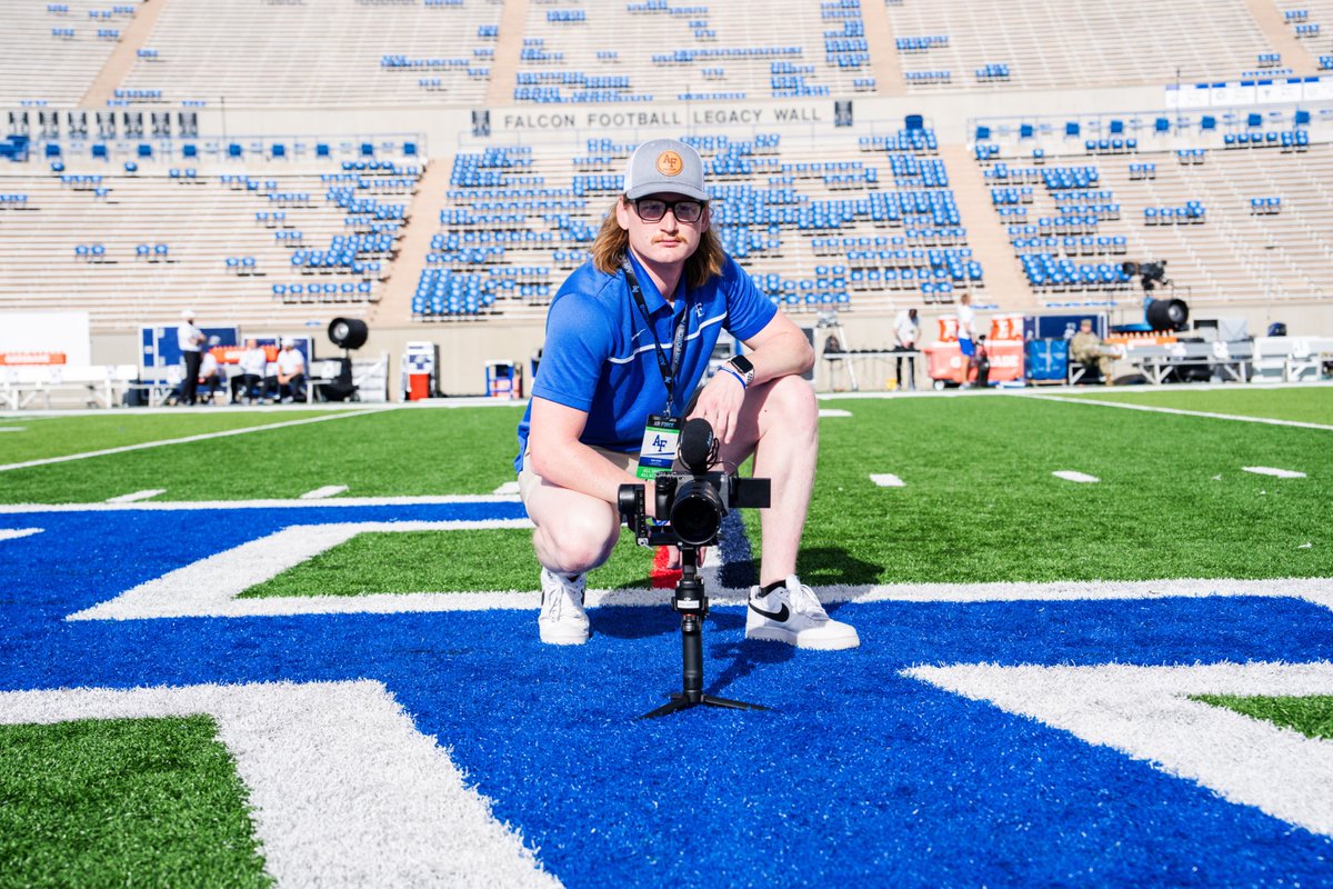 Sam Ross tweet media