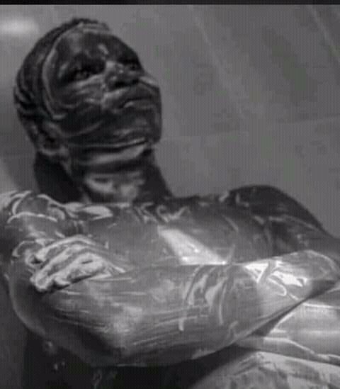 VΛϹΛΗ tweet media