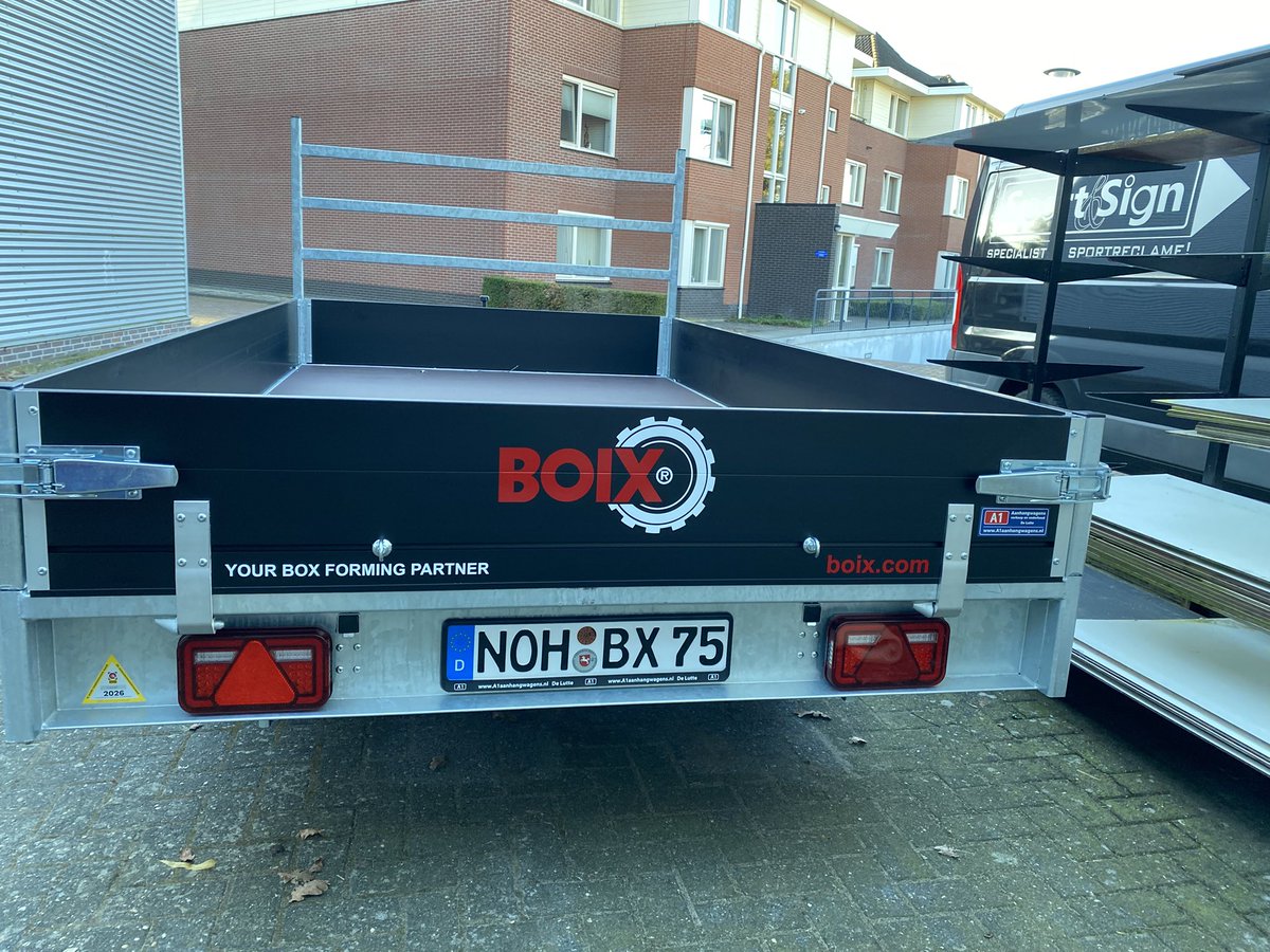 Sport&sign tweet media