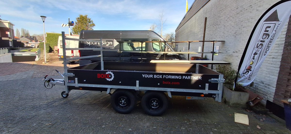 Sport&sign tweet media