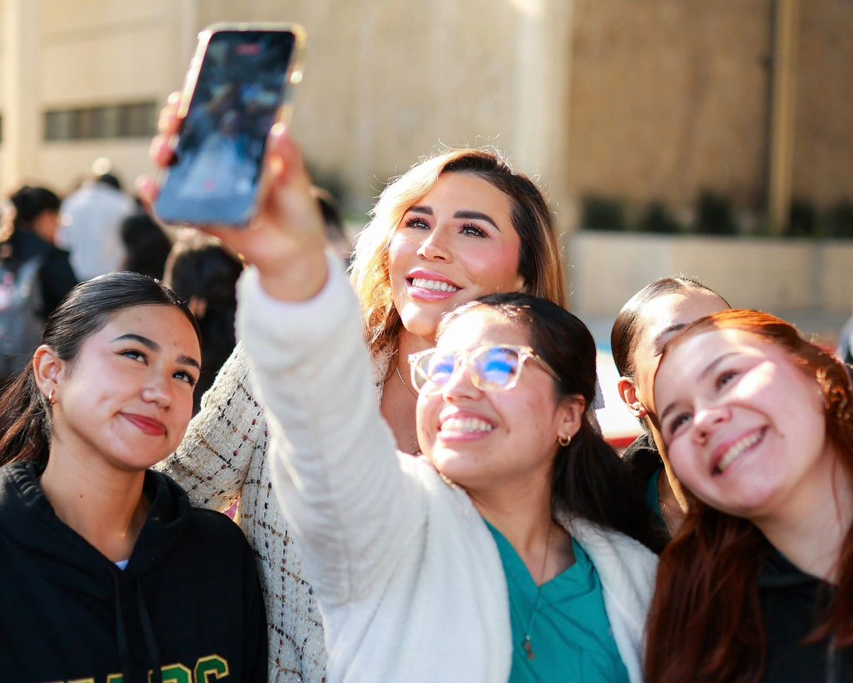 𝐀𝐫𝐦𝐚𝐧𝐝𝐨 𝐍𝐢𝐞𝐛𝐥𝐚𝐬 tweet media