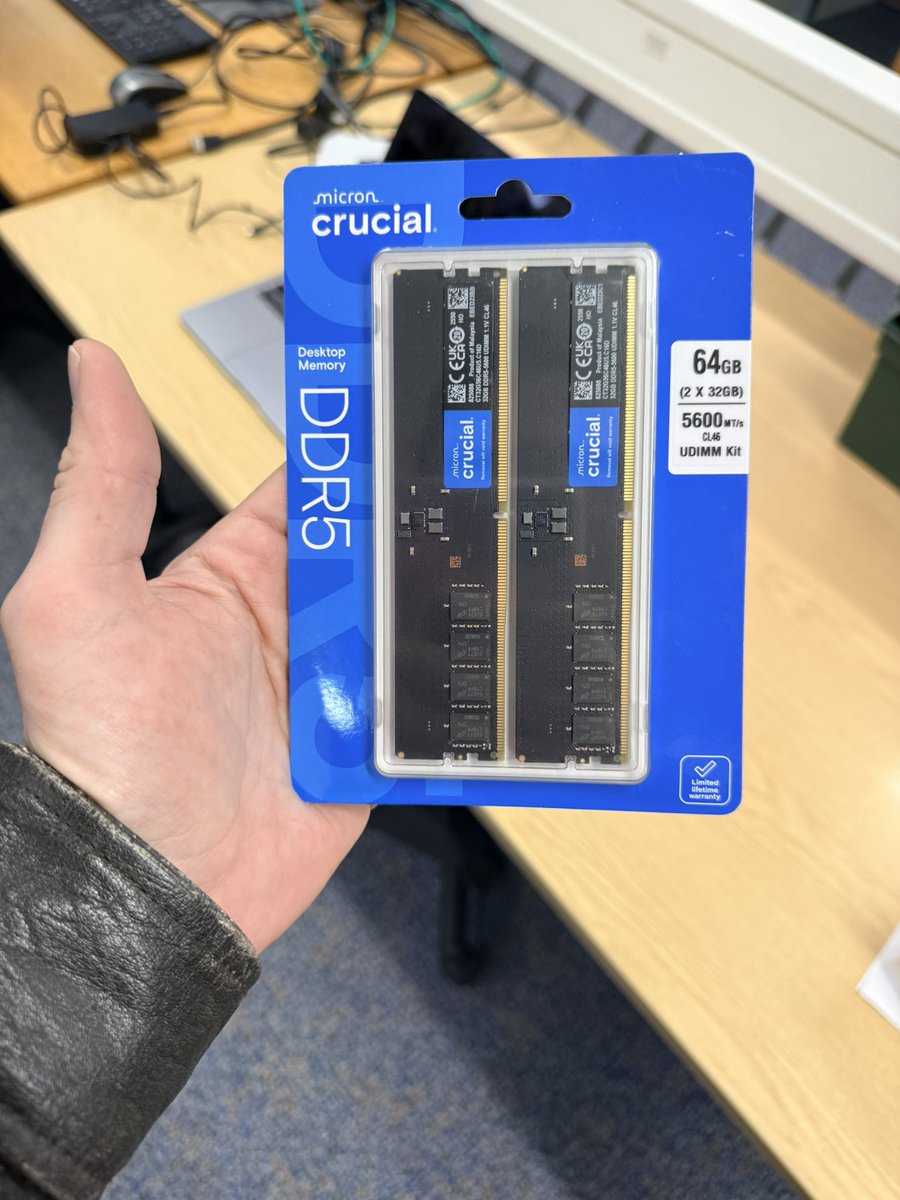 Henry Shevlin tweet media