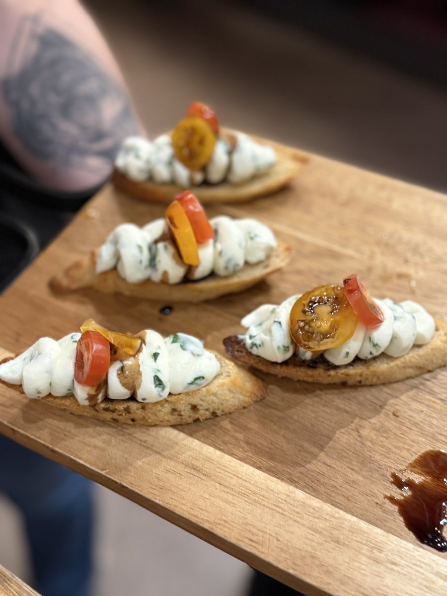 merkinvineyards's tweet photo. Did you know that Merkin Trattoria offers catering services? We handle a variety of on-site and off-site event catering options. Our event coordinator will work with you to create a custom menu for virtually any occasion. Get more info at https://t.co/FS9ToCvllE. https://t.co/7r4S4RZ87Z