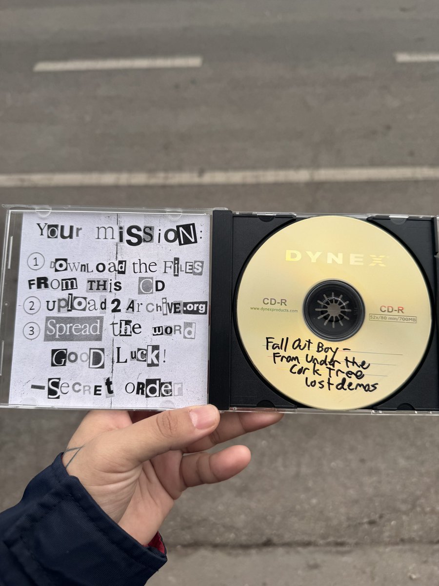 Fall Out Boy Brasil 🎱 tweet media