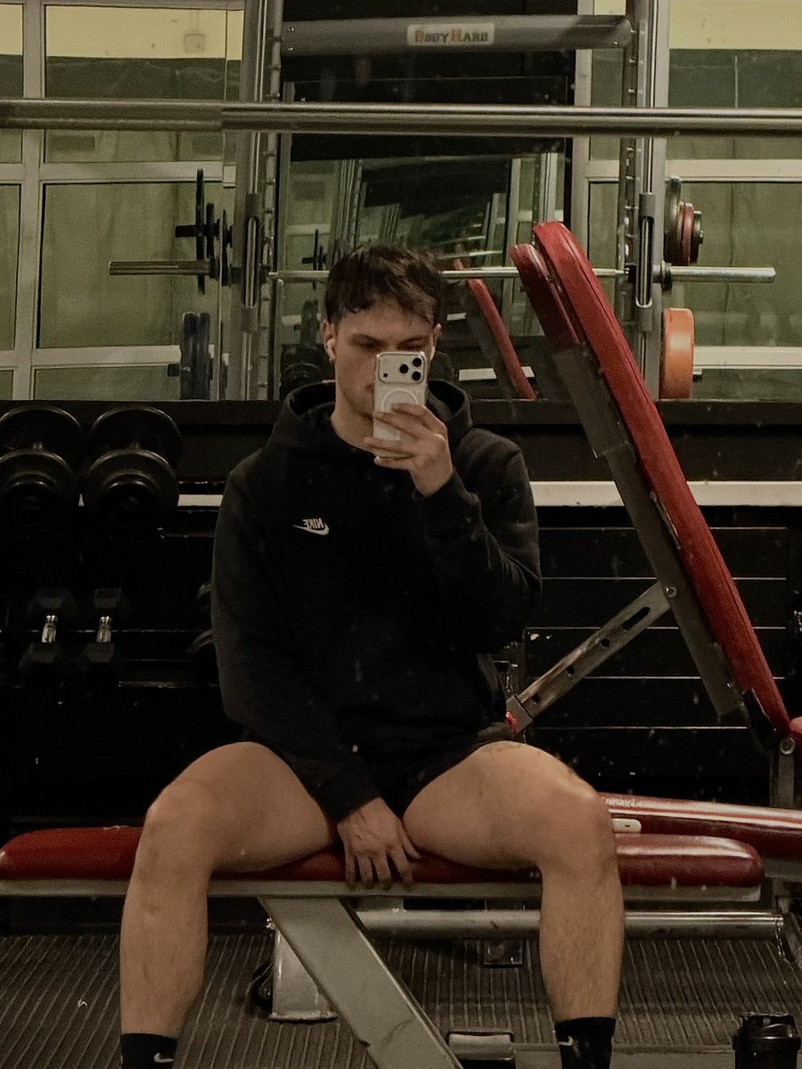 Jonathan. tweet media