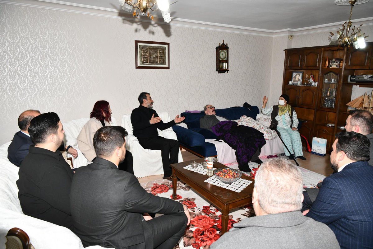 📍 Altındağ

İl Başkanımız Sn. <a href="/hakanhanozcan/">Hakan Han ÖZCAN 🇹🇷</a>, Topsaç ailesini ziyaret ederek Genel Başkanımız ve Cumhurbaşkanımız Sn. <a href="/RTErdogan/">Recep Tayyip Erdoğan</a>’ın selamlarını ileterek mübarek Ramazan aylarını tebrik etti.

#MilletimizleİnancımızBir
#SevdamızdaBüyükDavamız