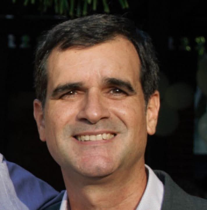 ⚠️⚠️El régimen cubano expulsa al profesor Abel Tablada de la Torre de la Universidad por opinar en Facebook.

Tablada, prestigioso profesor titular de la Facultad de Arquitectura en La Habana, también es hermano de Johana Tablada, alta funcionaria del régimen que ha negado