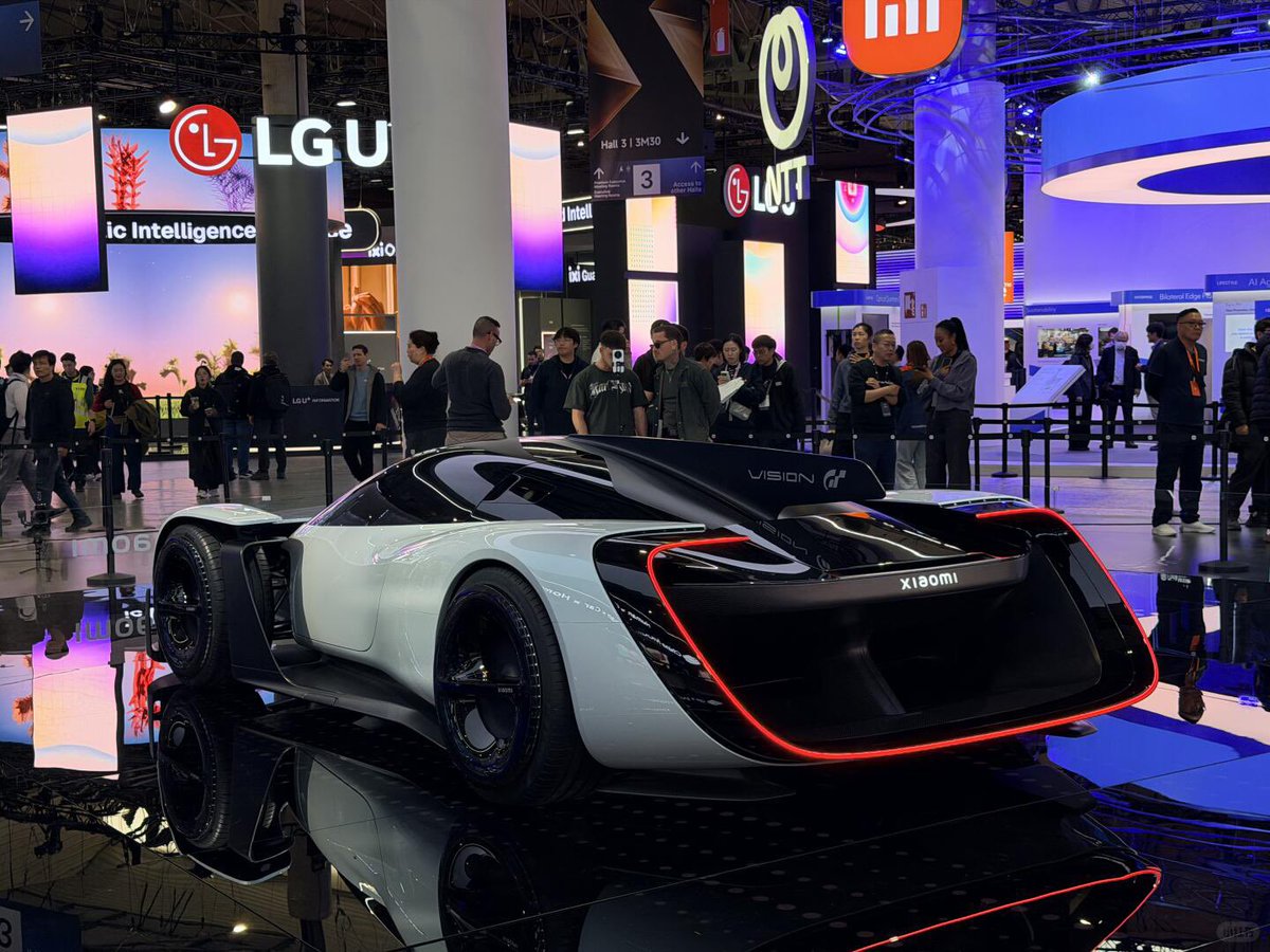 Dr_Singularity's tweet photo. New supercar from Xiaomi - Xiaomi Vision GT https://t.co/NYw2UFY7MJ