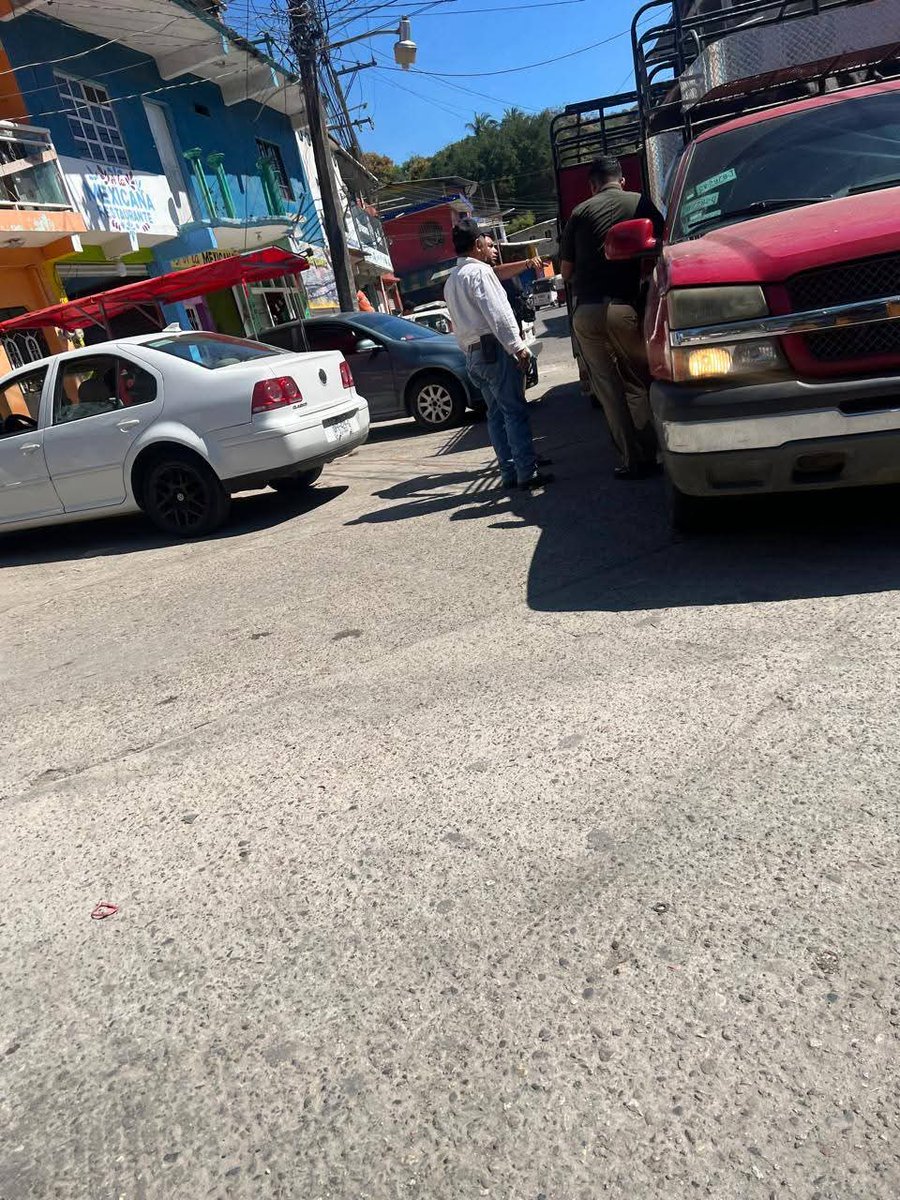 Lenin Solar tweet media