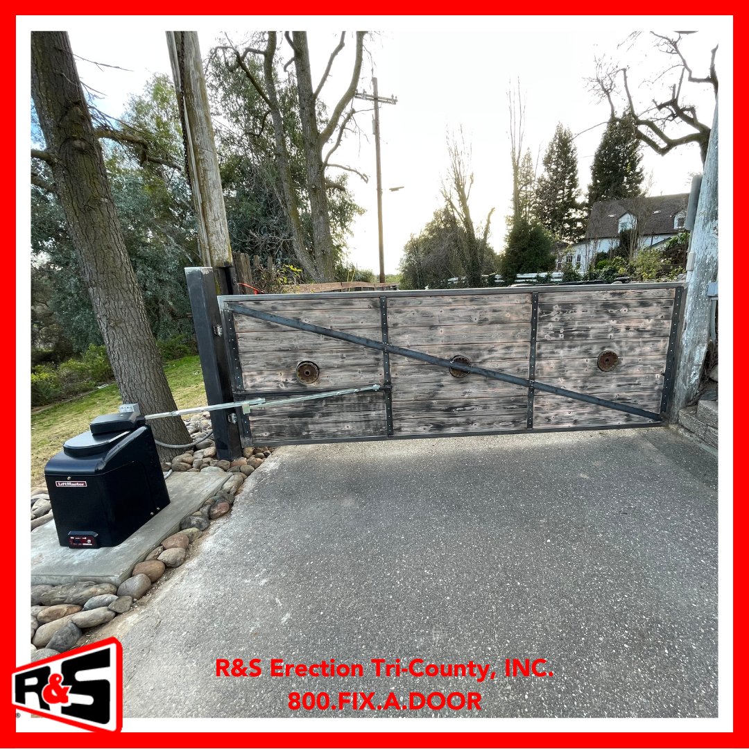 RSTricounty's tweet photo. Operator installation complete and working seamlessly!
Looking for the best?
Call R&amp;S Erection Tri-County, INC.
800.349.2366
#LookForTheRedTruck #RSisBest #RSTeamSpirit #AutomaticGates #CustomGates https://t.co/PTSLkzEaJi