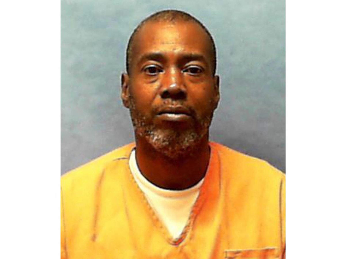 Tonight’s the Night! 

Billy Leon Kearse, 53, who was convicted of fatally shøøting a police officer with his own service weapon during a traffic stop in 1991, is set to be executed at 6 p.m. Tuesday at Florida State Prison near Starke.