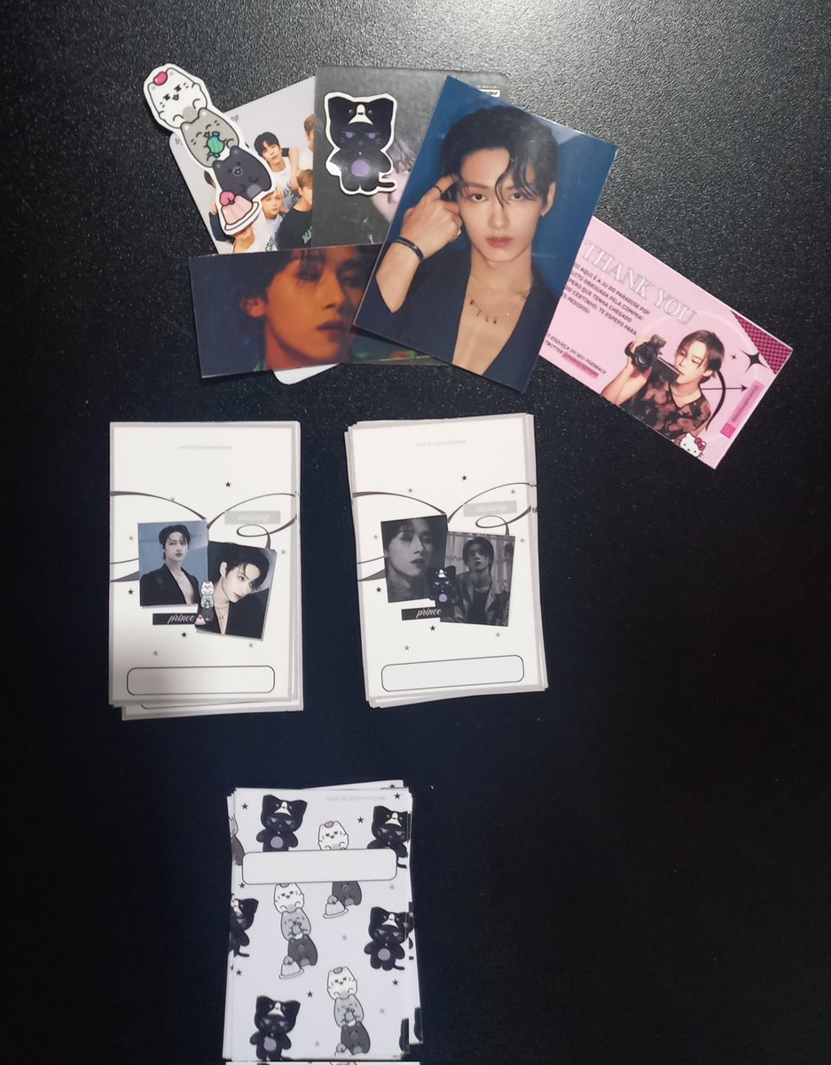 Feedback positivo pra <a href="/paradisepopp/">juju - vagas abertas</a> pelas capas de binders e fillers. Tudo muito rápido e bem feito. Obrigada 💜💜