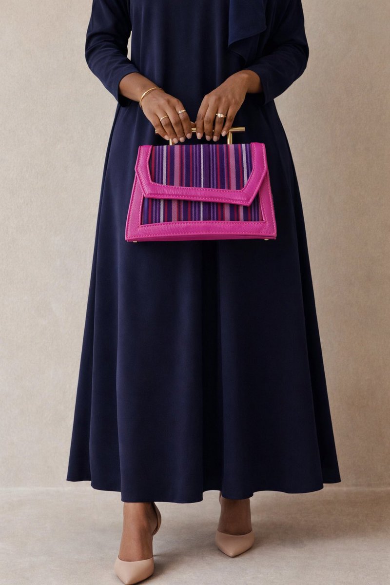 nicky_crafts's tweet photo. Elegance don't shout. It whispers 

Meet Abike bag. A bag that carries more than your essentials

N23,000 instead of N25,000 till March 15

Free delivery to Twitter Ummah Hangout

Send a DM to place your orders online

We deliver nationwide https://t.co/GOrNemeHfN
