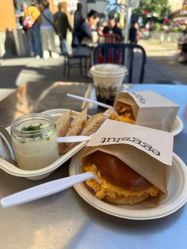 SanjeevKumarRo6's tweet photo. "Sunlit bites: fluffy egg sandwiches, herby dips, and boba dreams 🌿📷#FoodPhotography #CaliEats #BrunchAesthetic https://t.co/JXxcAbo3pn