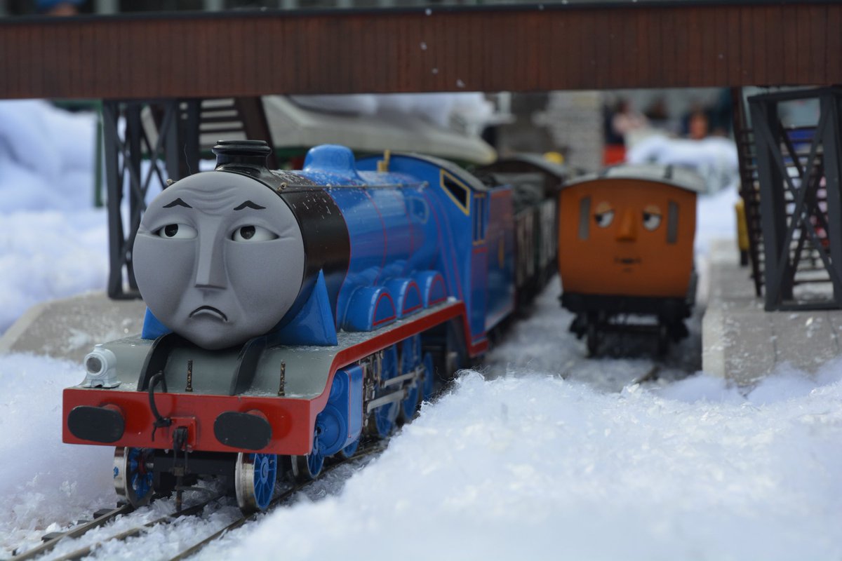 With thanks to our team members, pictures from the unofficial 'Thomas' layout at the 2026 Barrie-Allandale Model Train Show!

Several iconic winter moments from the original LAMA series can be seen faithfully recreated in this operational gauge 1 layout. 🧵(1/5)