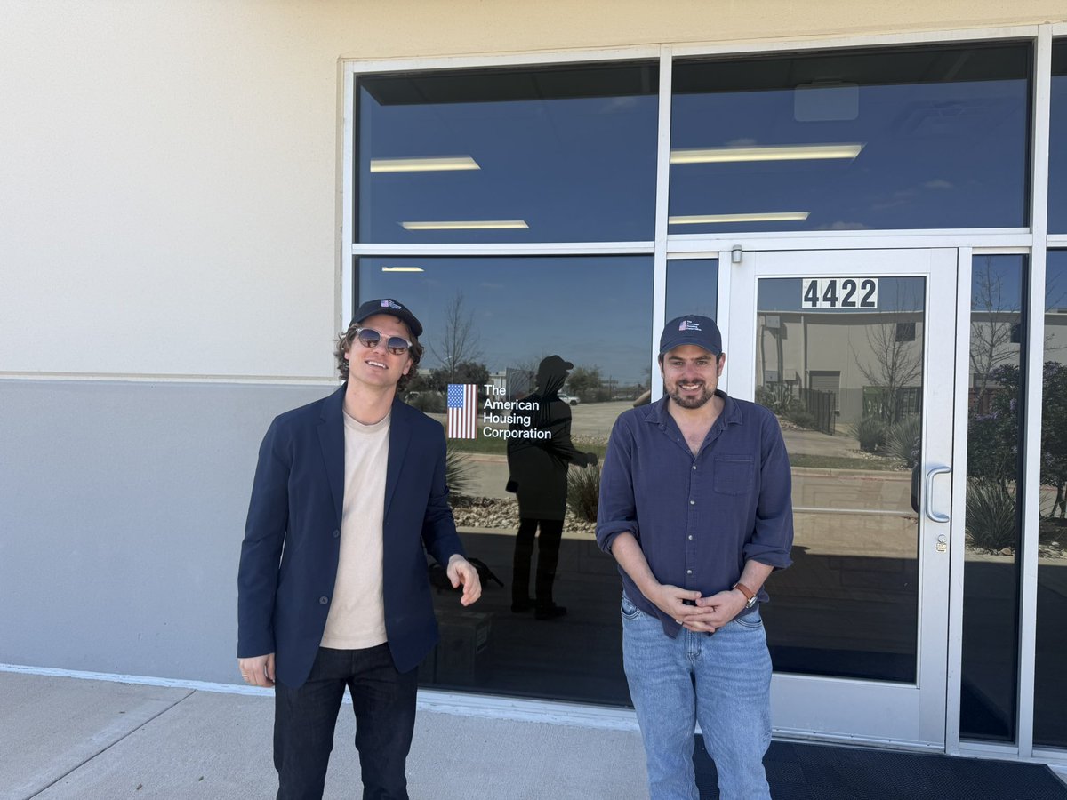 Ben Bear tweet media