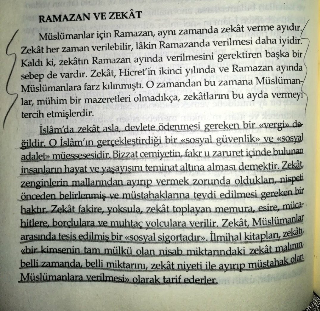 İslam'da zekât asla devlete ödenmesi gereken bir vergi değildir. O İslam'ın gerçekleştirdiği bir "sosyal güvenlik" ve "sosyal adalet" müessesesidir.

Seyyid Ahmet Arvasi - Ramazan ve Zekat