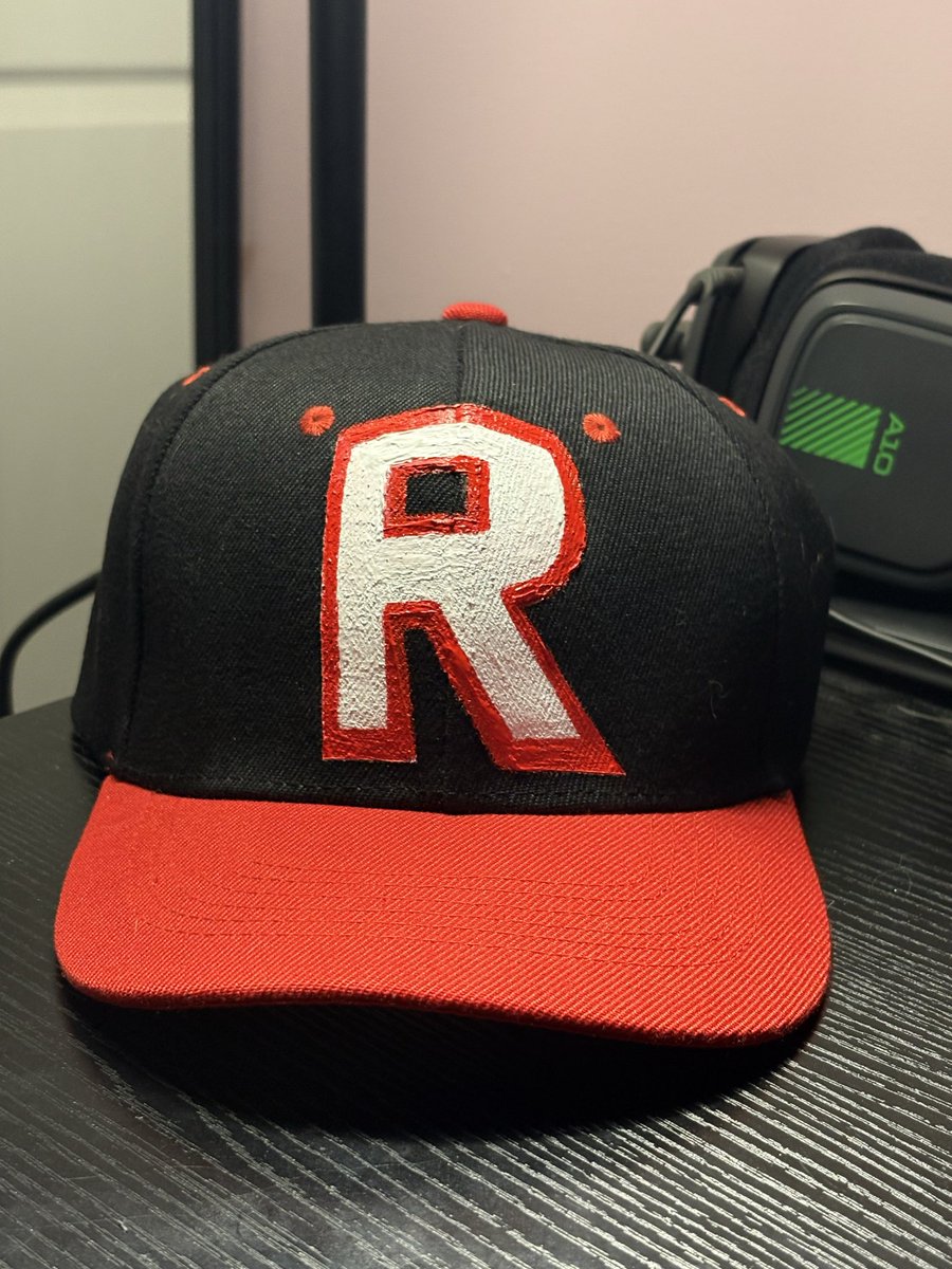 • 、 core tweet media