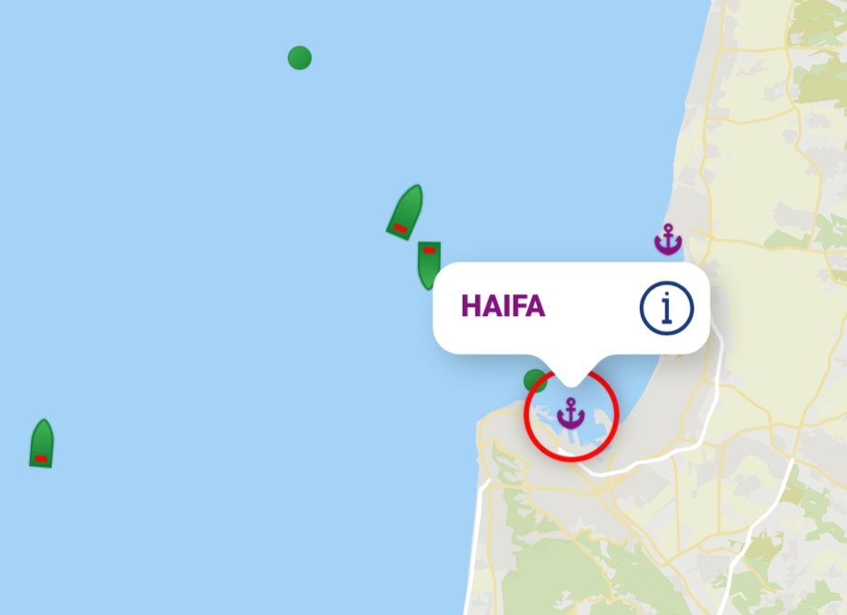 Haifa Limanı yine bildiğimiz gibi.. 
Bu gördüğünüz 5 gemi de Türkiye limanlarından geldi..

Hatta bir tanesi doğrudan Türk şirket Medkon'a ait..