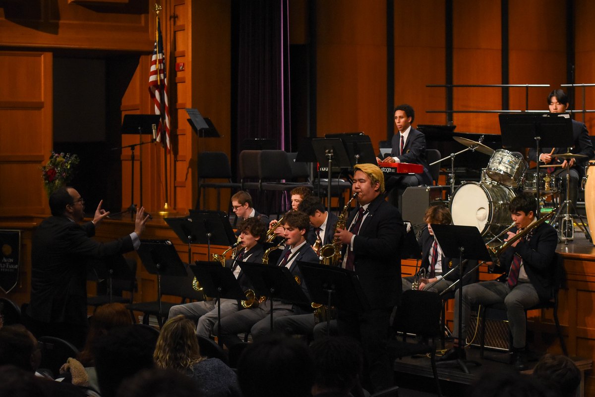 Avon Old Farms tweet media