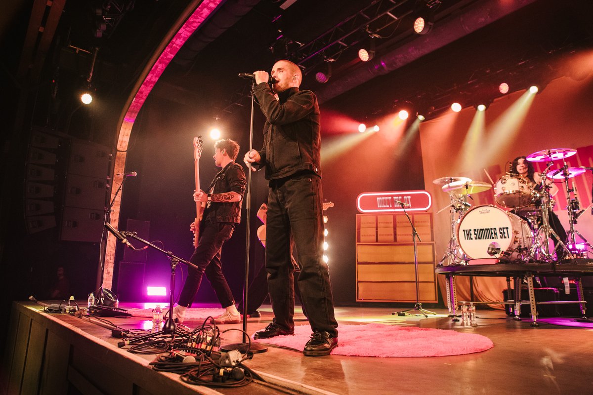 Atlas Artist Group tweet media