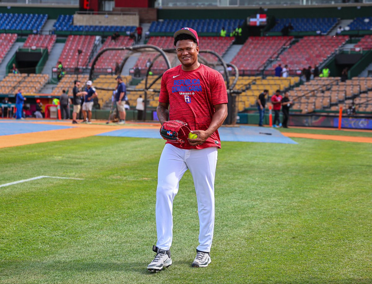 LIDOMRD's tweet image. Nuestros muchachos ya están listos para esta noche ⚾️🇩🇴

#LIDOM