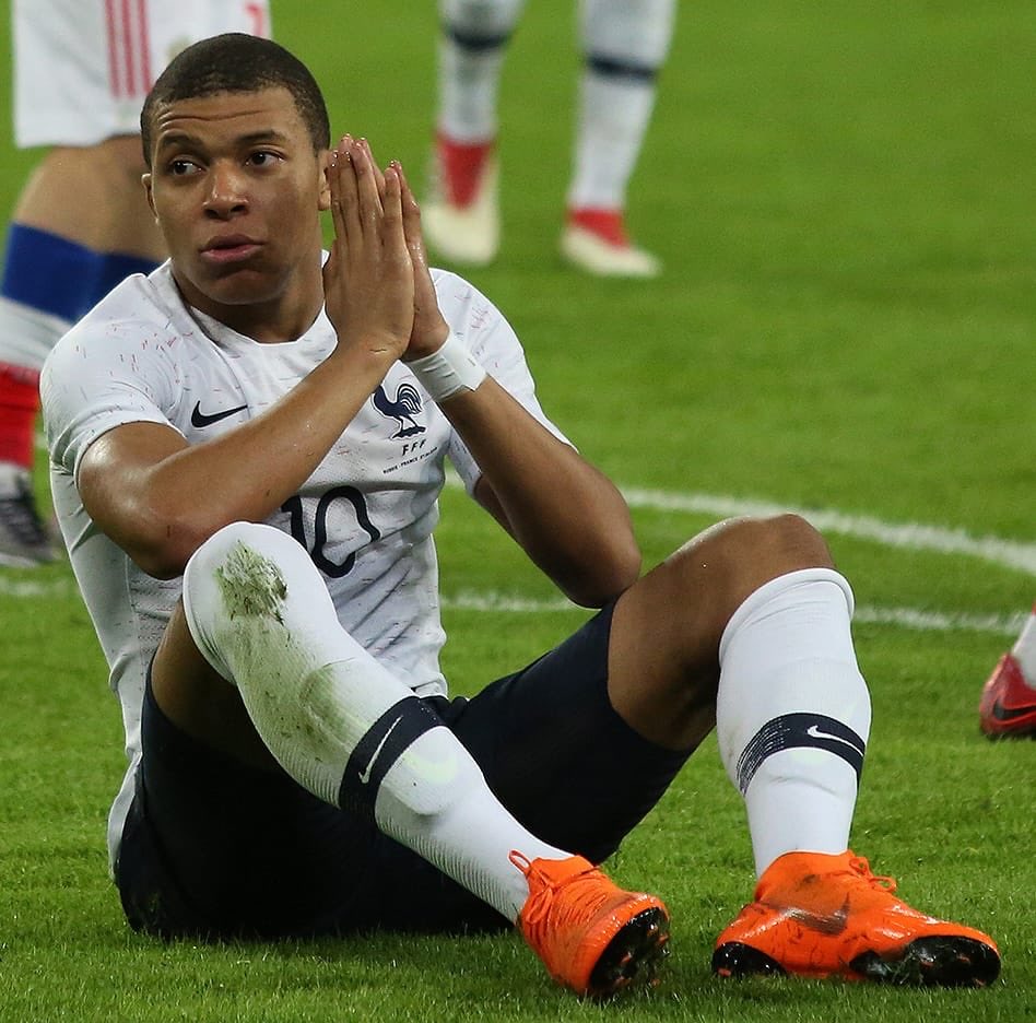 💥💥💥 Peur sur les Bleus

✔️Kylian Mbappé forfait pour  la Coupe du Monde ?

#worldcup2026 #EquipeDeFrance #Football #mbappe 

433foot.fr/kylian-mbappe-…