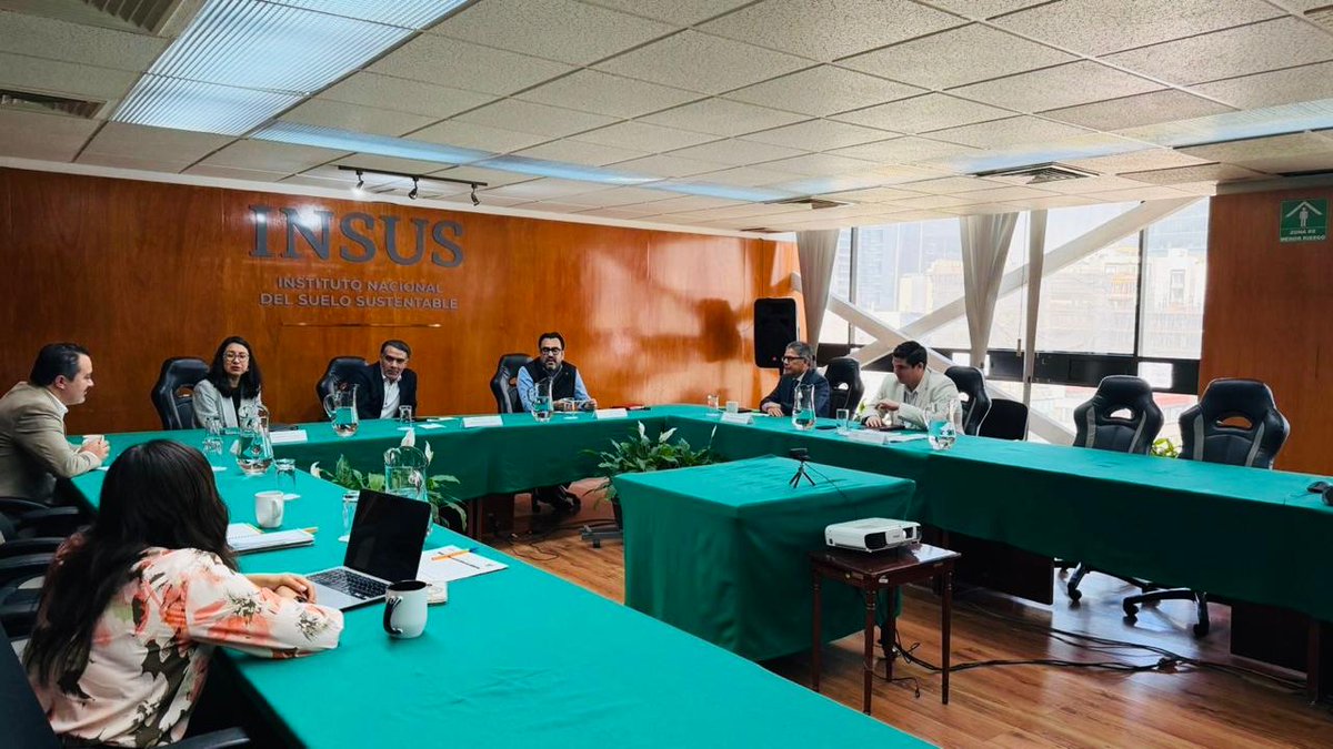 INSUS_Oficial's tweet photo. 2/🧵brindar certeza jurídica a las familias mexicanas de las sindicaturas de Costa Rica, Culiacancito y El Tamarindo, así como en la cabecera municipal, en la colonia Nuevo Bachigualato y el ejido Colonia Gabriel Leyva, Los Mezcales y El Ranchito. #Compromiso49 #CertezaJurídica https://t.co/wdeUt080Ml