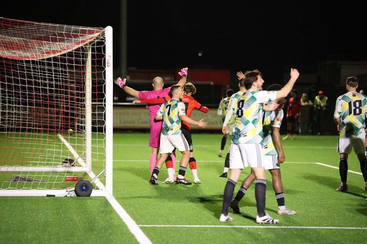 Nick Taylor tweet media