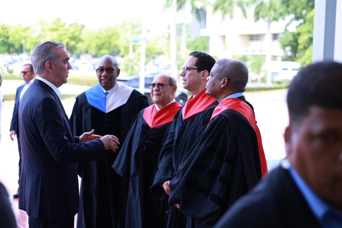 Sigmund Freund tweet media