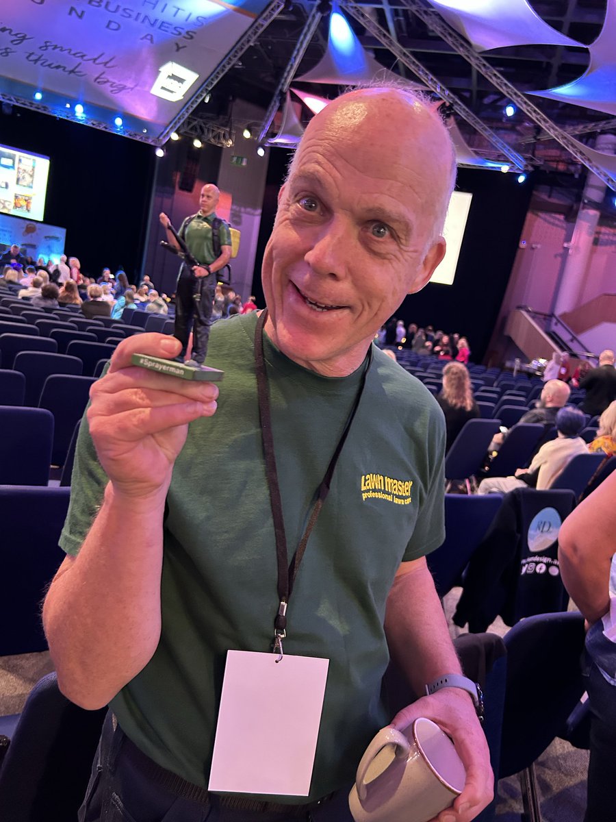 Bare Cards tweet media