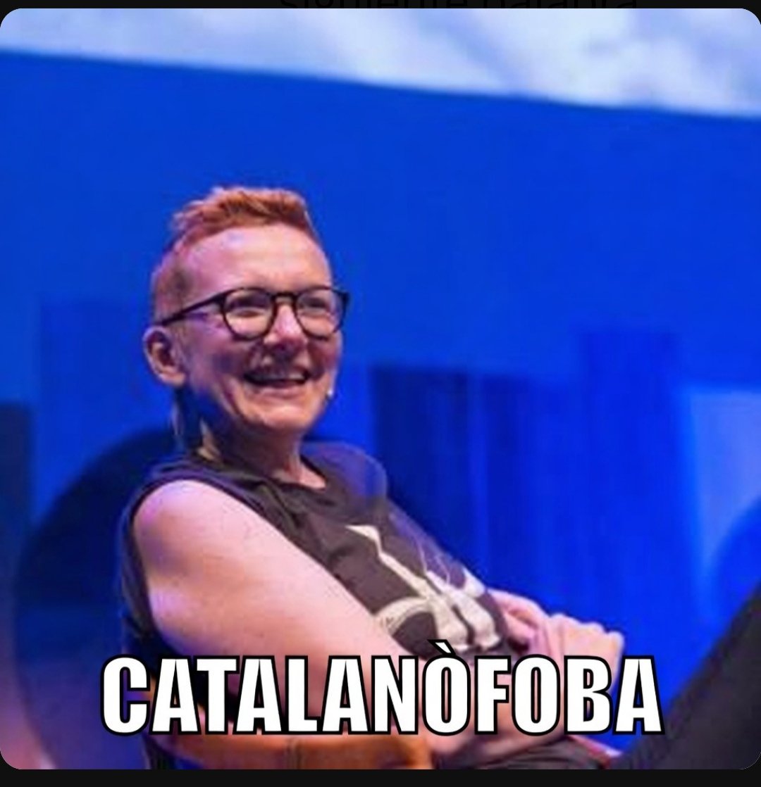 EvaGarc14446704's tweet photo. Brigitte Vasallo, la joia de l'espanyolisme a RAC1.

Les seves frases: "És un abús de poder cap a la població migrant demanar que  parlin el català perquè prou pena tenen en aguantar-nos.
" El català morirà igual, però serà recordada com una llengua feixista".

Fàstic!! https://t.co/xU23CMyymX