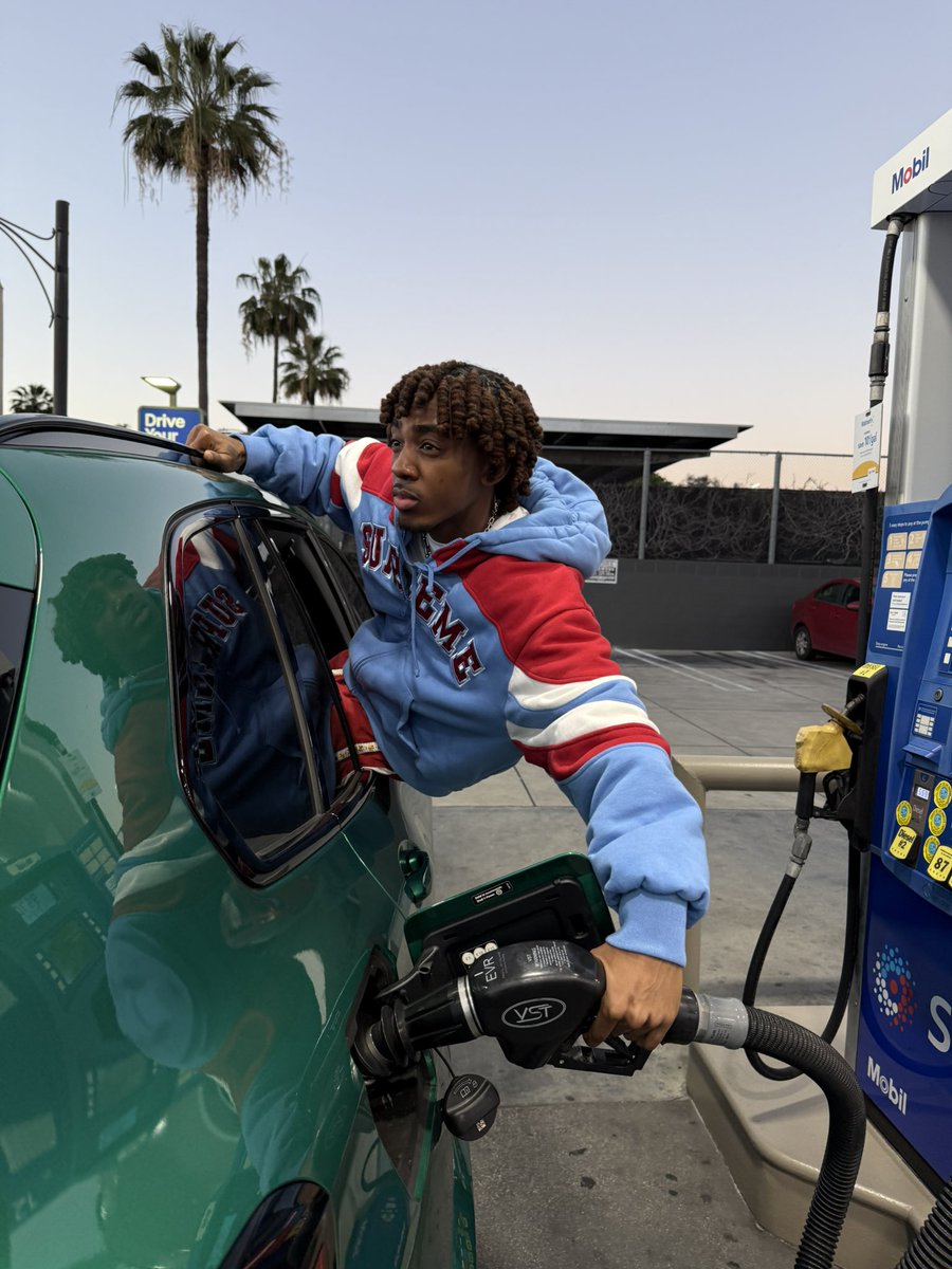 eem triplin tweet media