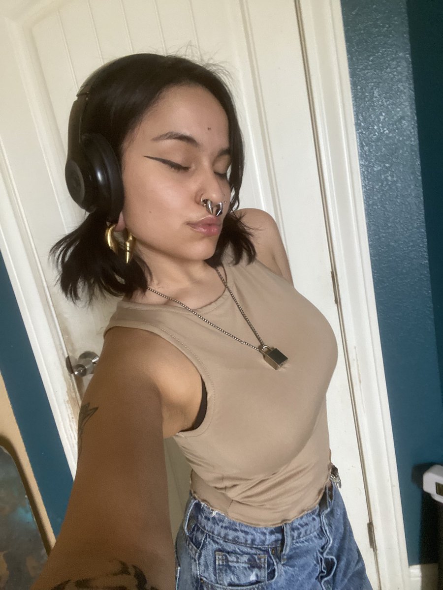 star ♡ ૮ ◞ ﻌ ◟ ა tweet media